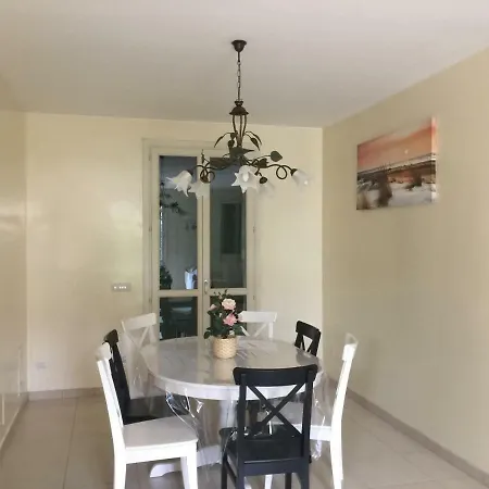 Casa קסטלפרנקו אמיליה