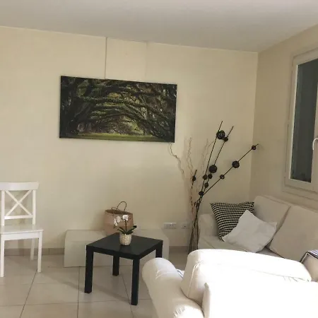 Casa קסטלפרנקו אמיליה